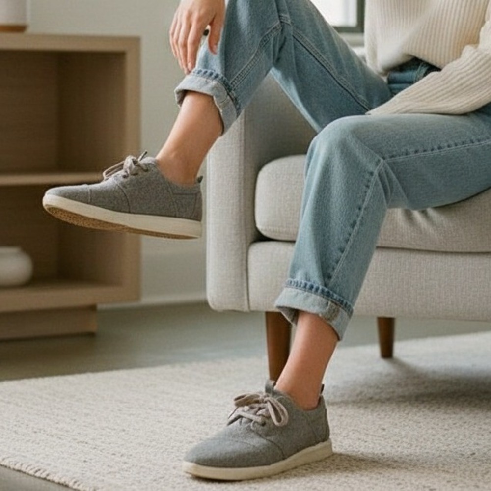 Toms Gray Wool Blend Casual Lace Up Sneakers Shoes Women's -‎ Size US 7